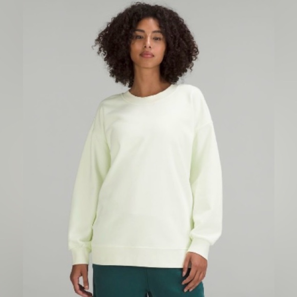 NWOT Lululemon Perfectly Oversized Crew